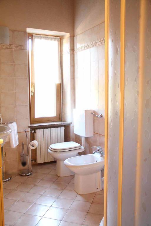 Da Rosa Bed And Breakfast Neviglie Phòng bức ảnh